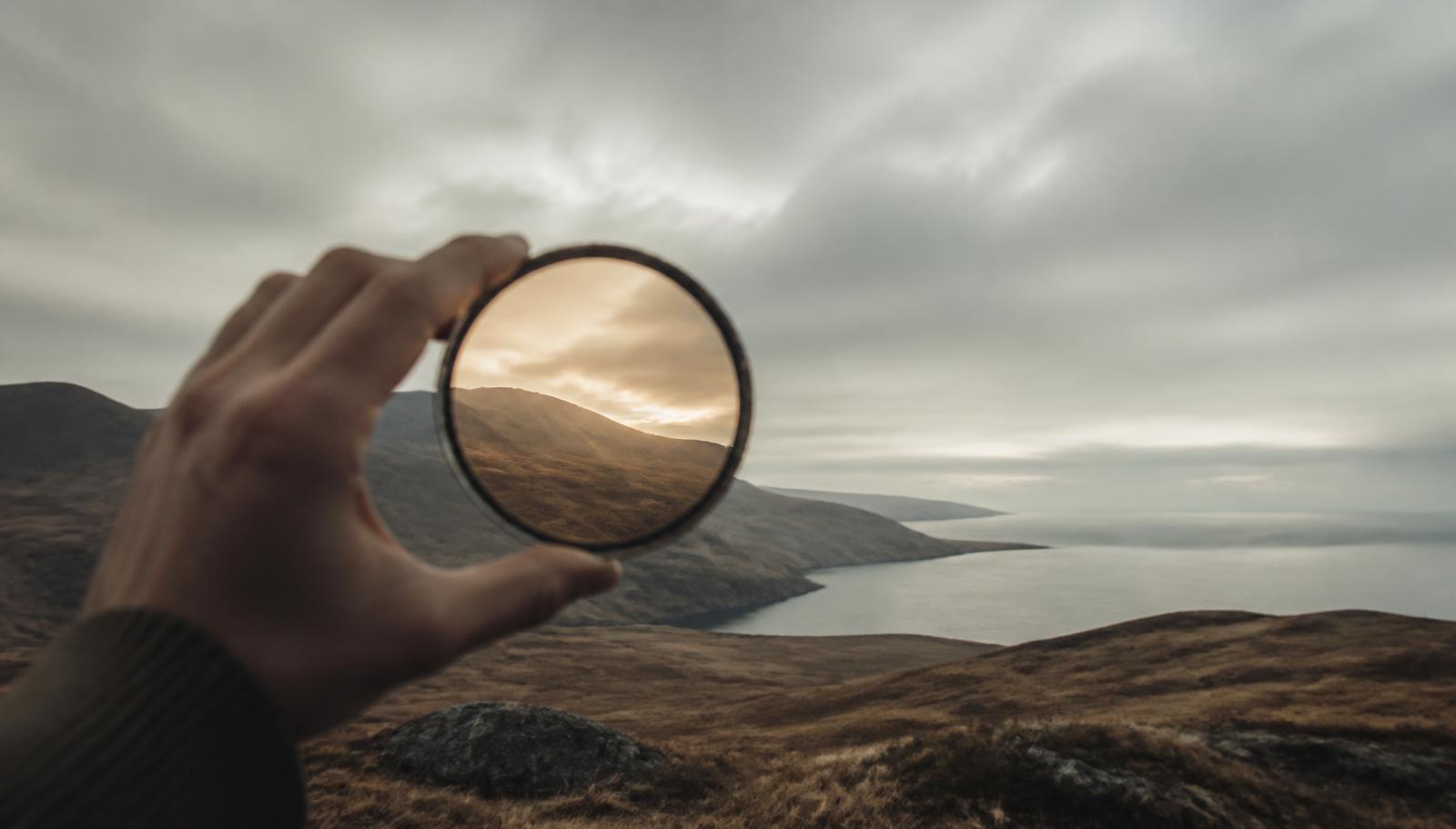 Believing is Seeing: Die Wissenschaft hinter dem, was du dir erzählst